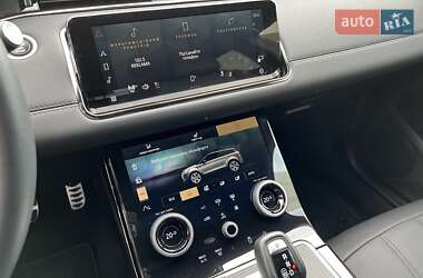 Внедорожник / Кроссовер Land Rover Range Rover Evoque 2023 в 