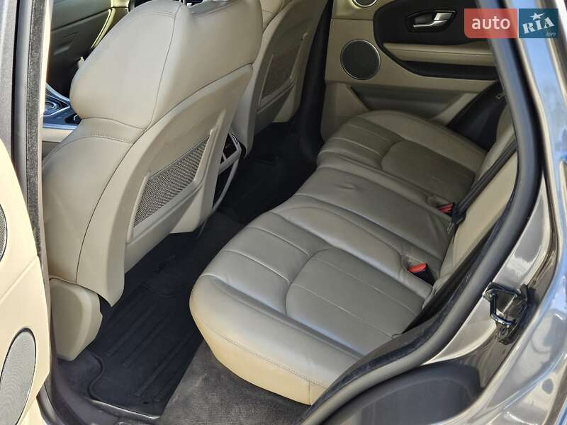 Внедорожник / Кроссовер Land Rover Range Rover Evoque 2016 в Запорожье