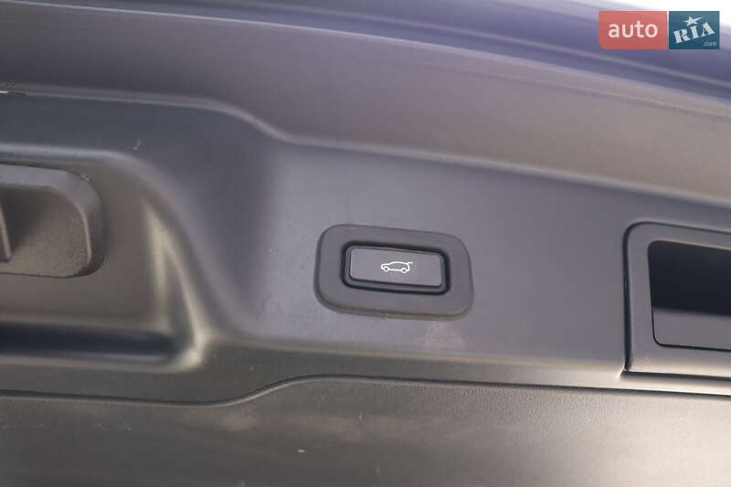 Внедорожник / Кроссовер Land Rover Range Rover Evoque 2019 в Львове