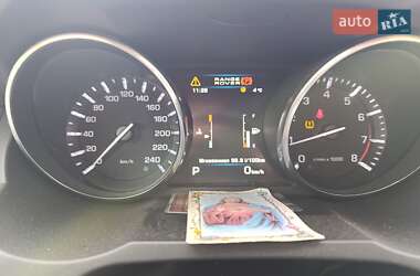 Внедорожник / Кроссовер Land Rover Range Rover Evoque 2013 в 
