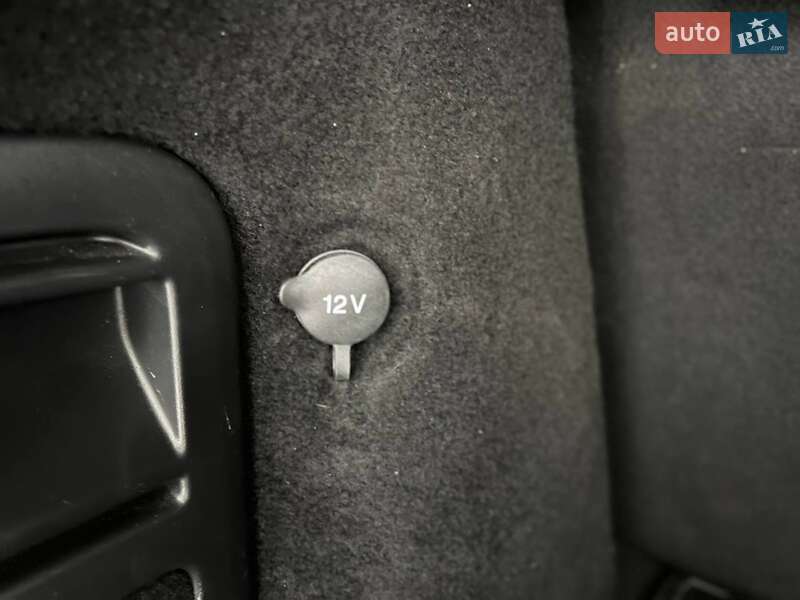 Внедорожник / Кроссовер Land Rover Range Rover Evoque 2017 в Киеве