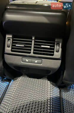 Внедорожник / Кроссовер Land Rover Range Rover Evoque 2023 в 