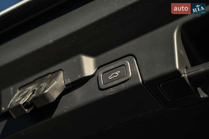 Внедорожник / Кроссовер Land Rover Range Rover Evoque 2016 в Черновцах фото 33 Внедорожник / Кроссовер Land Rover Range Rover Evoque 2016 в Черновцах