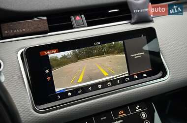 Внедорожник / Кроссовер Land Rover Range Rover Evoque 2019 в 