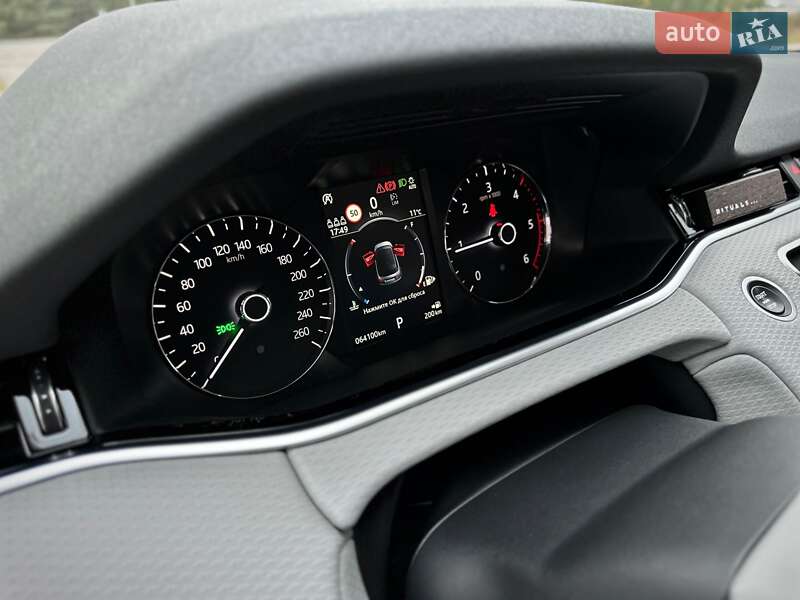 Внедорожник / Кроссовер Land Rover Range Rover Evoque 2019 в Киеве