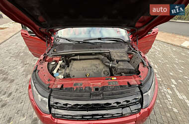Внедорожник / Кроссовер Land Rover Range Rover Evoque 2013 в 