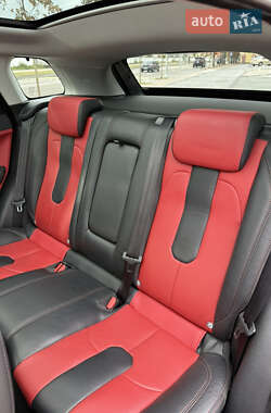 Внедорожник / Кроссовер Land Rover Range Rover Evoque 2013 в 