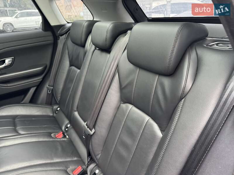 Внедорожник / Кроссовер Land Rover Range Rover Evoque 2016 в Тернополе