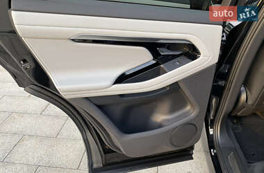 Внедорожник / Кроссовер Land Rover Range Rover Evoque 2019 в 