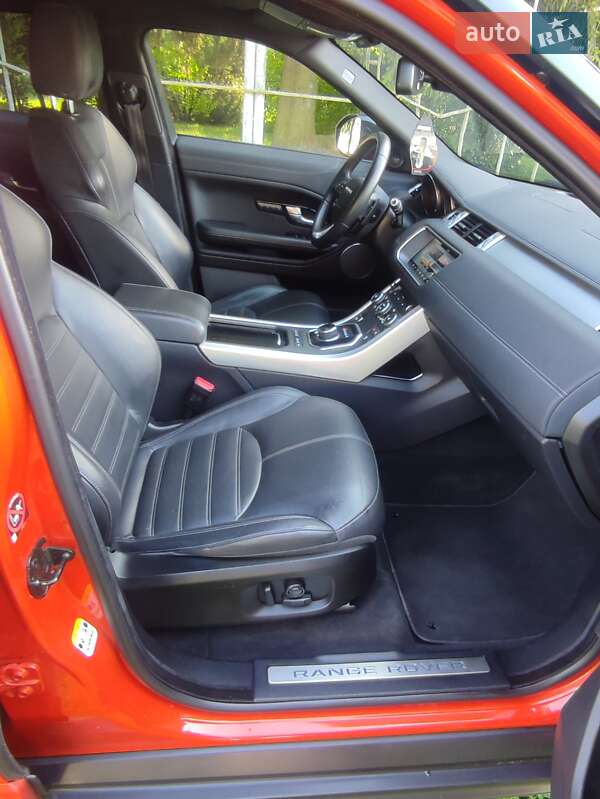 Внедорожник / Кроссовер Land Rover Range Rover Evoque 2017 в Луцке
