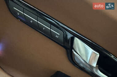 Внедорожник / Кроссовер Land Rover Range Rover Evoque 2011 в 