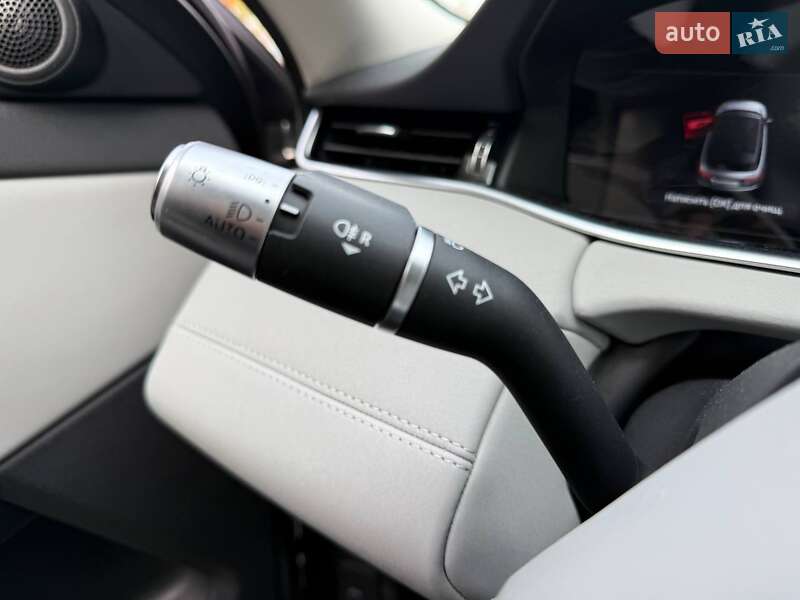 Внедорожник / Кроссовер Land Rover Range Rover Evoque 2019 в Киеве фото 17 Внедорожник / Кроссовер Land Rover Range Rover Evoque 2019 в Киеве