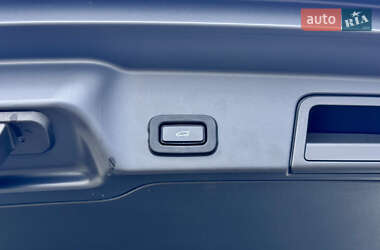 Позашляховик / Кросовер Land Rover Range Rover Evoque 2020 в  фото 46 Позашляховик / Кросовер Land Rover Range Rover Evoque 2020 в