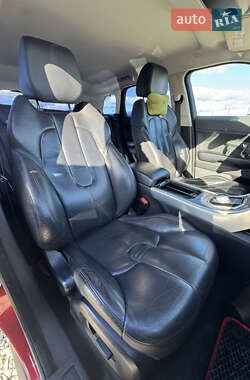 Внедорожник / Кроссовер Land Rover Range Rover Evoque 2011 в 