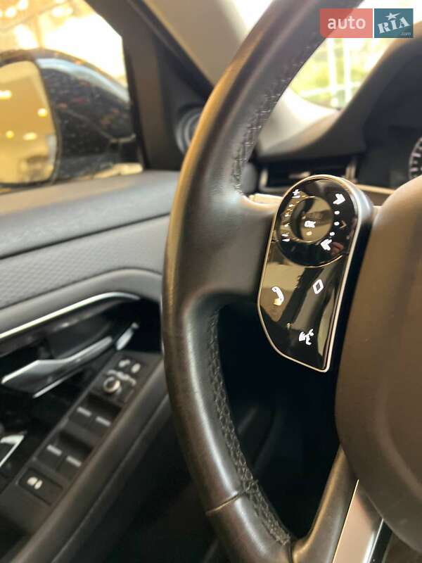 Внедорожник / Кроссовер Land Rover Range Rover Evoque 2019 в Киеве фото 28 Внедорожник / Кроссовер Land Rover Range Rover Evoque 2019 в Киеве