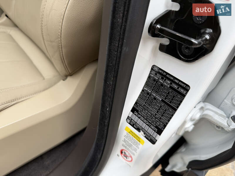 Внедорожник / Кроссовер Land Rover Range Rover Evoque 2016 в Черкассах фото 40 Внедорожник / Кроссовер Land Rover Range Rover Evoque 2016 в Черкассах