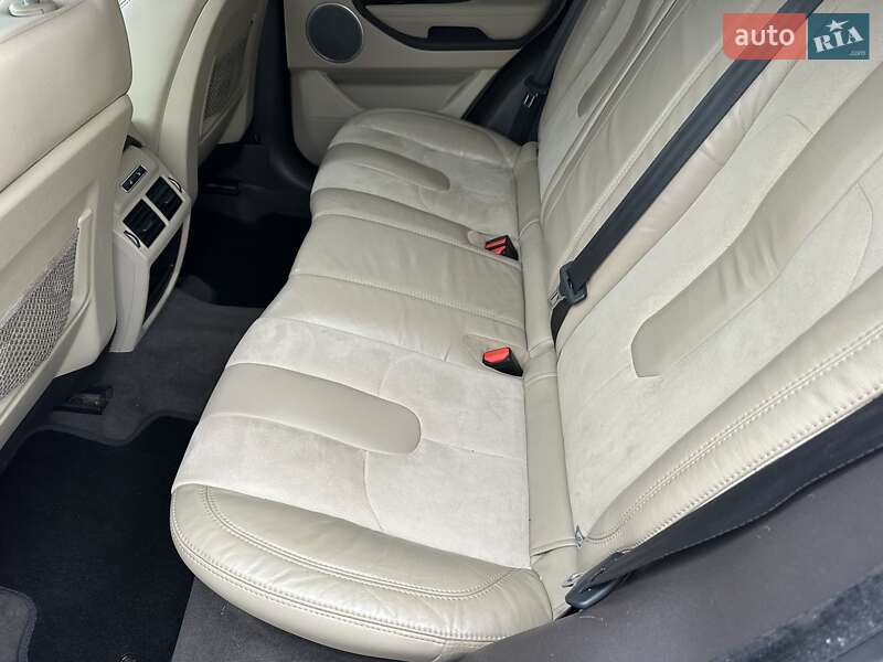 Позашляховик / Кросовер Land Rover Range Rover Evoque 2013 в Києві