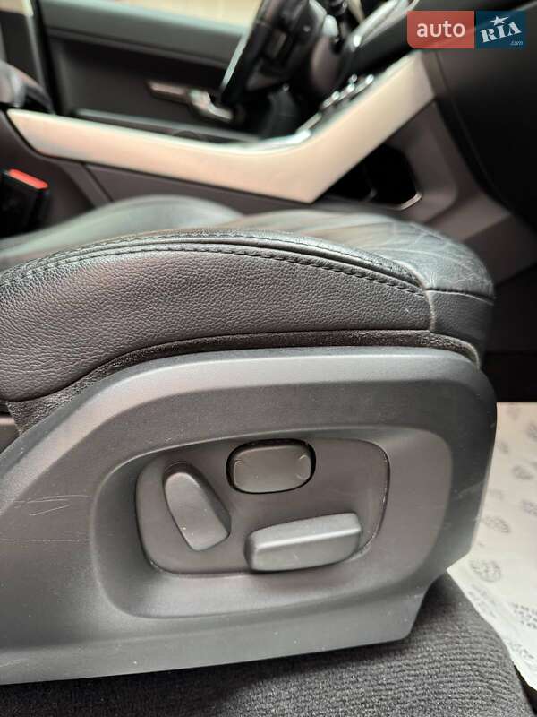 Позашляховик / Кросовер Land Rover Range Rover Evoque 2014 в Тячеві фото 21 Позашляховик / Кросовер Land Rover Range Rover Evoque 2014 в Тячеві