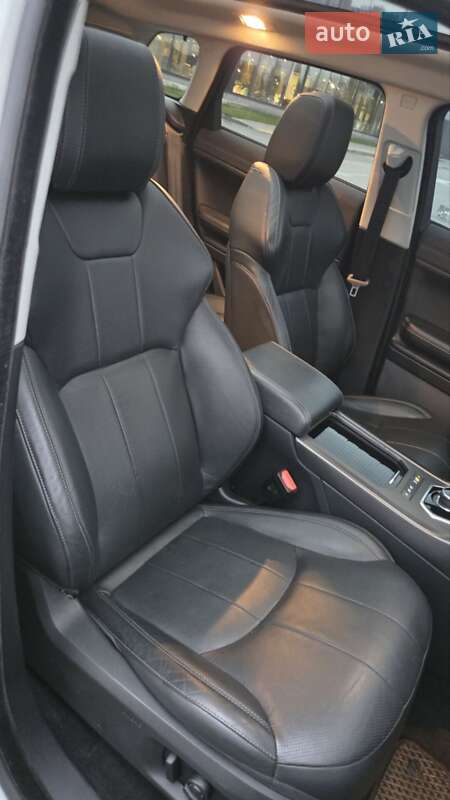 Внедорожник / Кроссовер Land Rover Range Rover Evoque 2018 в Харькове фото 12 Внедорожник / Кроссовер Land Rover Range Rover Evoque 2018 в Харькове