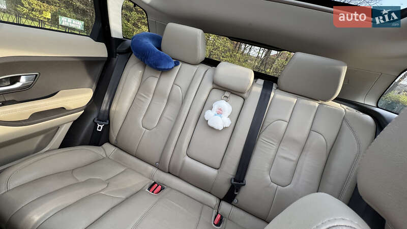 Позашляховик / Кросовер Land Rover Range Rover Evoque 2013 в Києві