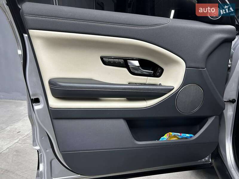 Внедорожник / Кроссовер Land Rover Range Rover Evoque 2016 в Черновцах фото 13 Внедорожник / Кроссовер Land Rover Range Rover Evoque 2016 в Черновцах