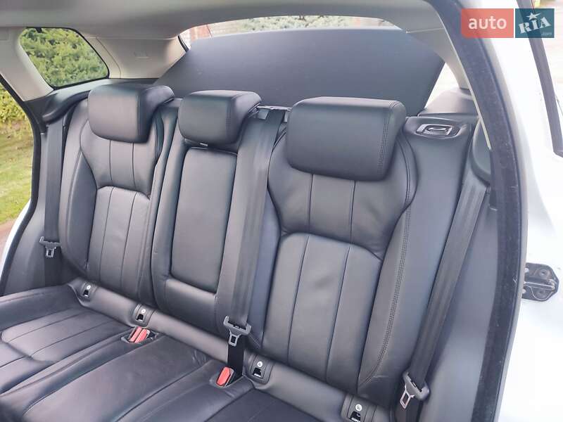 Внедорожник / Кроссовер Land Rover Range Rover Evoque 2016 в Киеве фото 33 Внедорожник / Кроссовер Land Rover Range Rover Evoque 2016 в Киеве