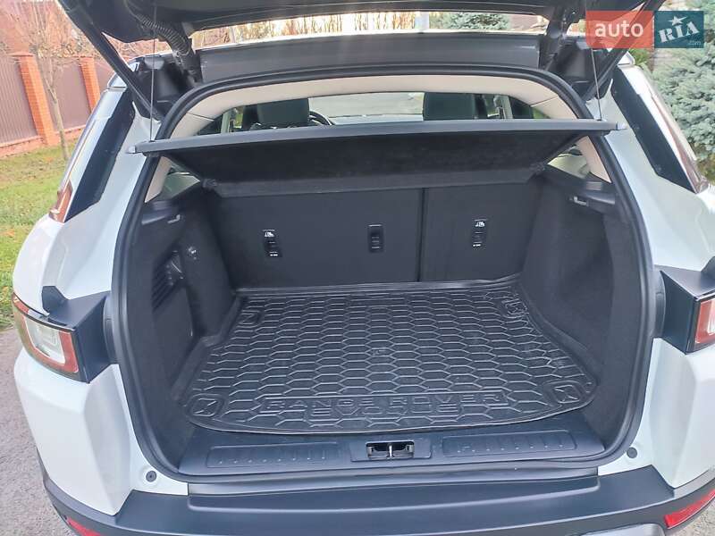 Внедорожник / Кроссовер Land Rover Range Rover Evoque 2016 в Киеве фото 37 Внедорожник / Кроссовер Land Rover Range Rover Evoque 2016 в Киеве