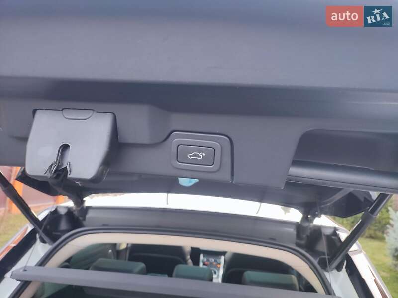 Внедорожник / Кроссовер Land Rover Range Rover Evoque 2016 в Киеве фото 42 Внедорожник / Кроссовер Land Rover Range Rover Evoque 2016 в Киеве