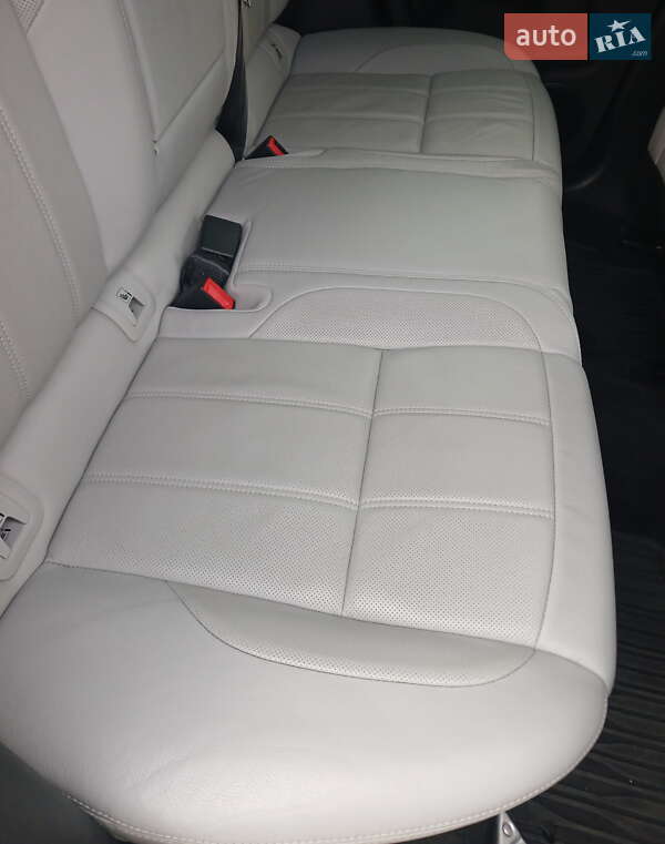 Внедорожник / Кроссовер Land Rover Range Rover Evoque 2020 в Киеве фото 47 Внедорожник / Кроссовер Land Rover Range Rover Evoque 2020 в Киеве