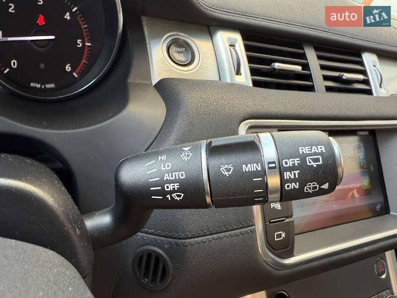 Внедорожник / Кроссовер Land Rover Range Rover Evoque 2015 в Киеве фото 27 Внедорожник / Кроссовер Land Rover Range Rover Evoque 2015 в Киеве