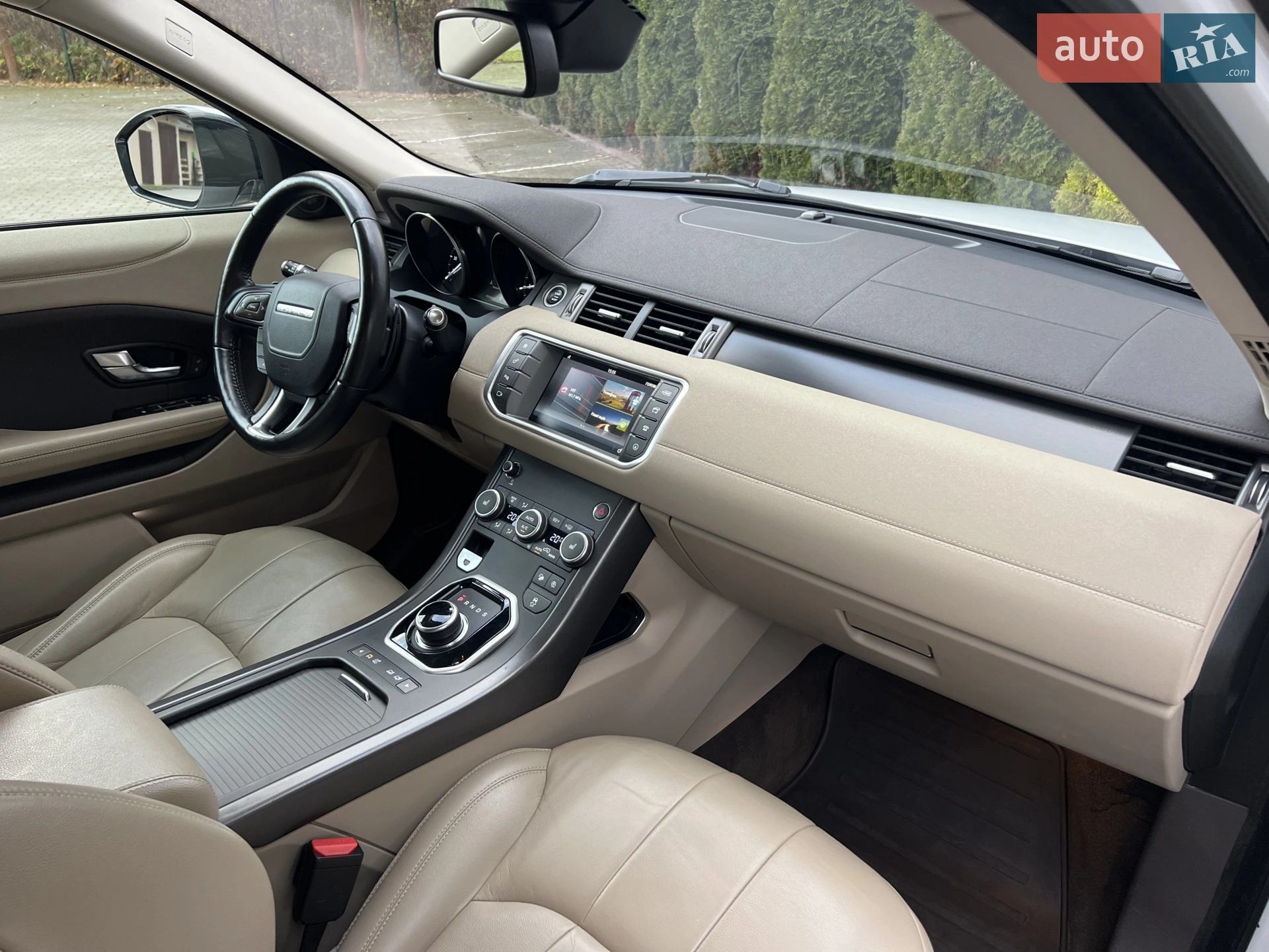 2018 Land Rover Range Rover Evoque - мініатюра 26