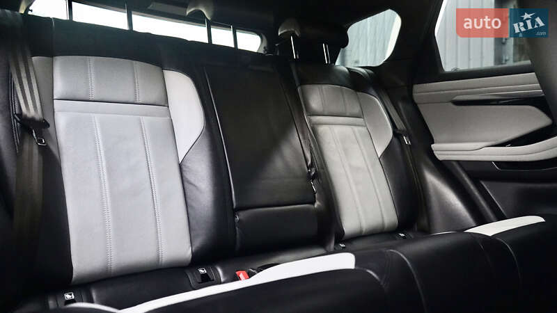 Внедорожник / Кроссовер Land Rover Range Rover Evoque 2019 в Львове