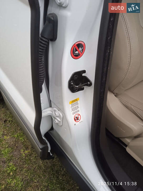 Позашляховик / Кросовер Land Rover Range Rover Evoque 2014 в Козові фото 12 Позашляховик / Кросовер Land Rover Range Rover Evoque 2014 в Козові