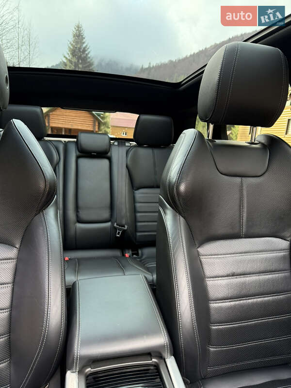 Внедорожник / Кроссовер Land Rover Range Rover Evoque 2016 в Межгорье фото 11 Внедорожник / Кроссовер Land Rover Range Rover Evoque 2016 в Межгорье