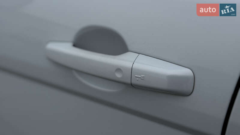 Позашляховик / Кросовер Land Rover Range Rover Evoque 2016 в Львові фото 9 Позашляховик / Кросовер Land Rover Range Rover Evoque 2016 в Львові