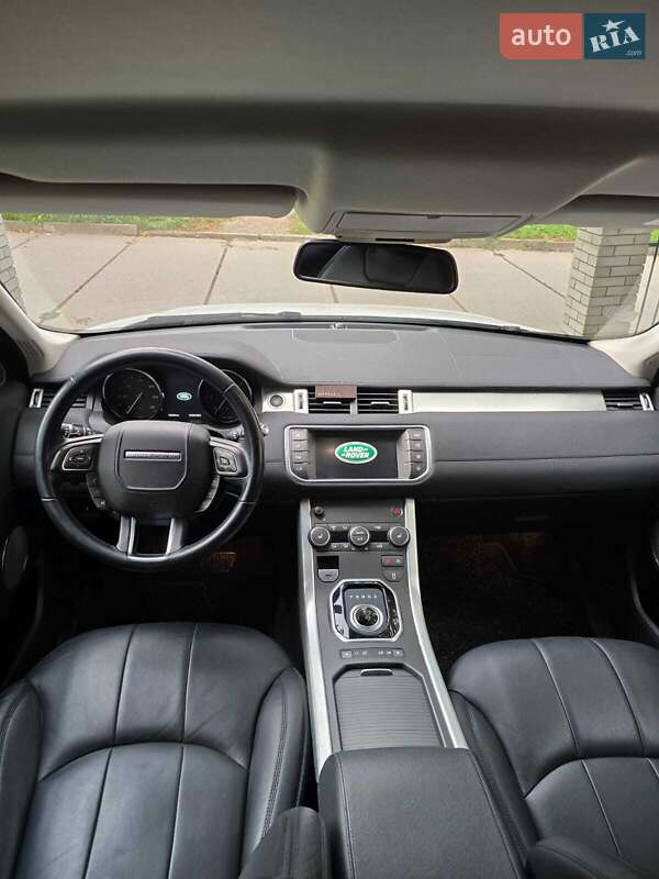 Внедорожник / Кроссовер Land Rover Range Rover Evoque 2016 в Черновцах