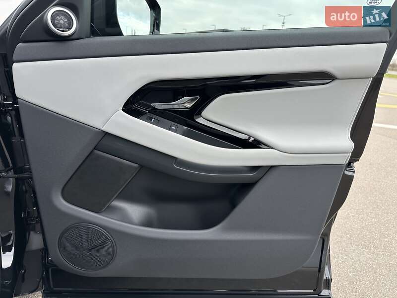 Внедорожник / Кроссовер Land Rover Range Rover Evoque 2023 в Киеве фото 30 Внедорожник / Кроссовер Land Rover Range Rover Evoque 2023 в Киеве