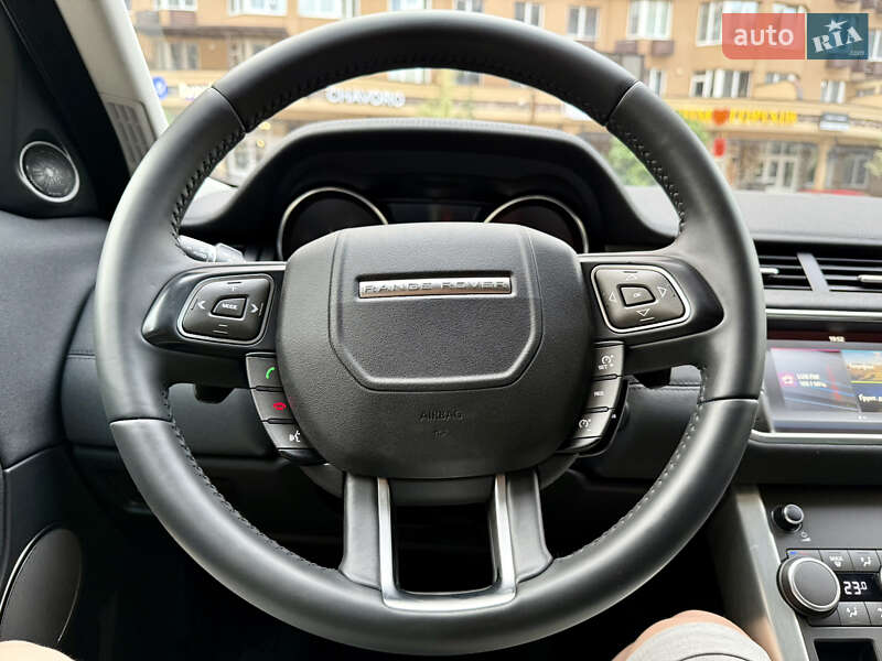 Позашляховик / Кросовер Land Rover Range Rover Evoque 2017 в Києві фото 82 Позашляховик / Кросовер Land Rover Range Rover Evoque 2017 в Києві