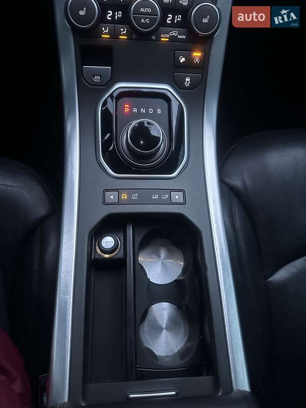 Внедорожник / Кроссовер Land Rover Range Rover Evoque 2016 в Киеве