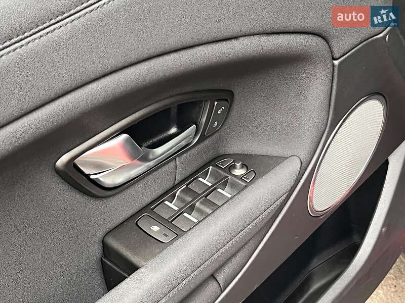 Внедорожник / Кроссовер Land Rover Range Rover Evoque 2018 в Киеве