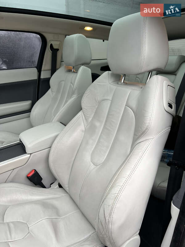 Внедорожник / Кроссовер Land Rover Range Rover Evoque 2011 в Житомире