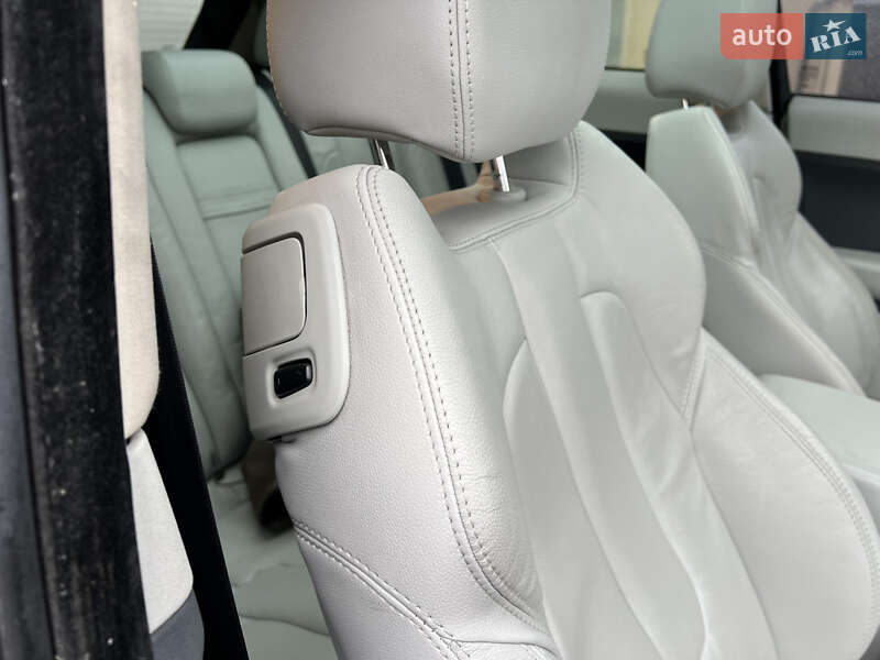 Внедорожник / Кроссовер Land Rover Range Rover Evoque 2011 в Житомире