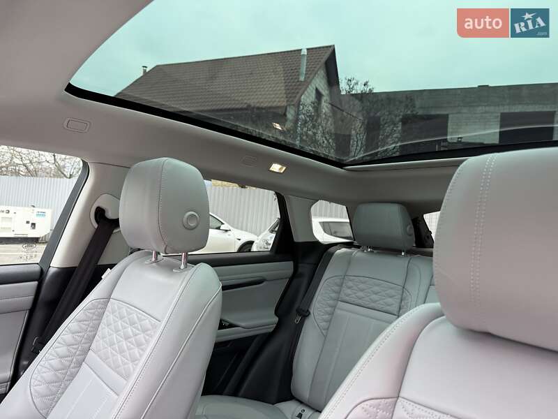 Внедорожник / Кроссовер Land Rover Range Rover Evoque 2020 в Киеве