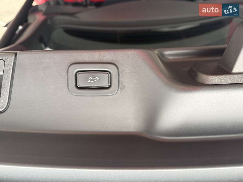 Внедорожник / Кроссовер Land Rover Range Rover Evoque 2020 в Киеве