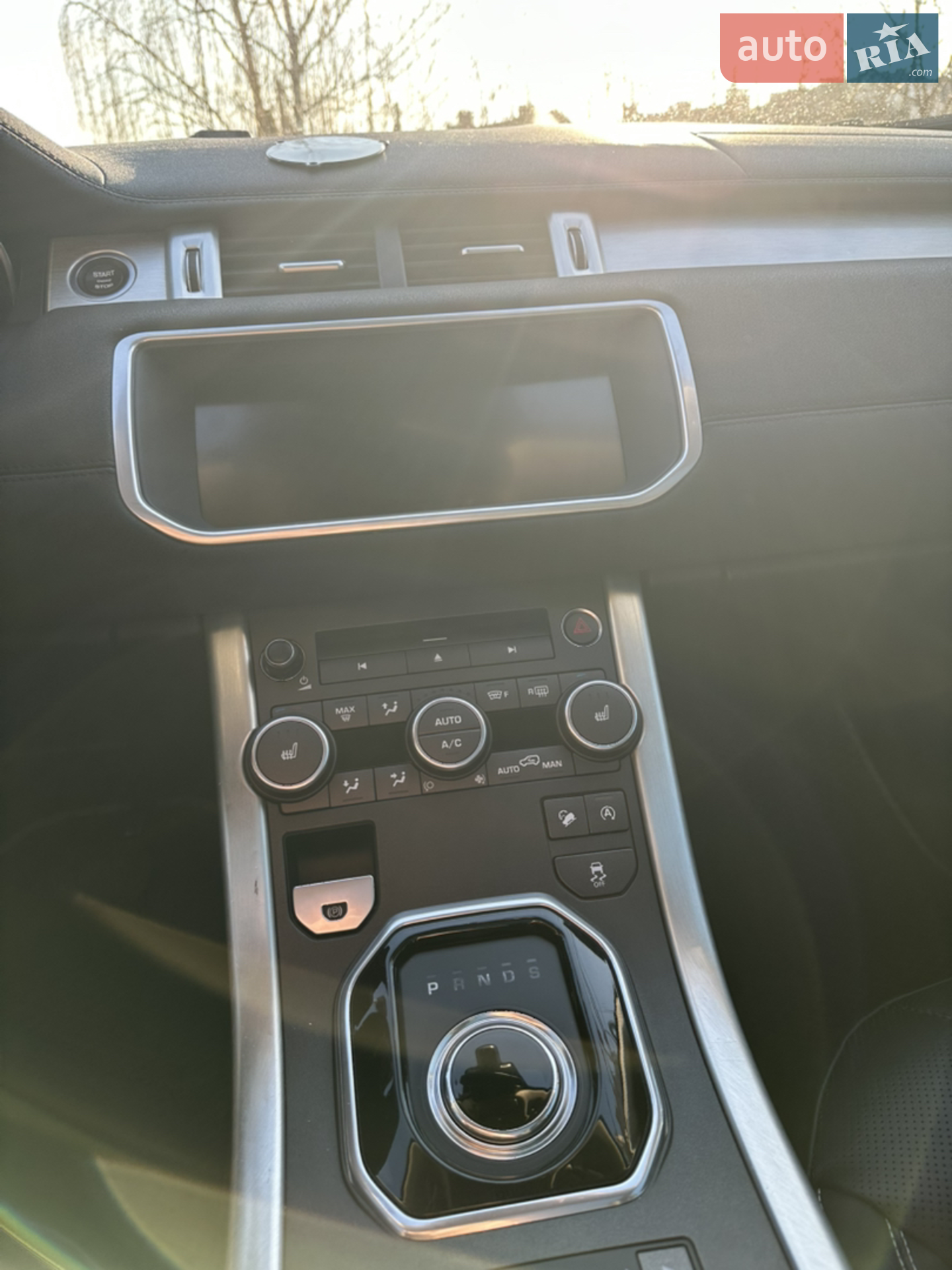 2017 Land Rover Range Rover Evoque - мініатюра 11