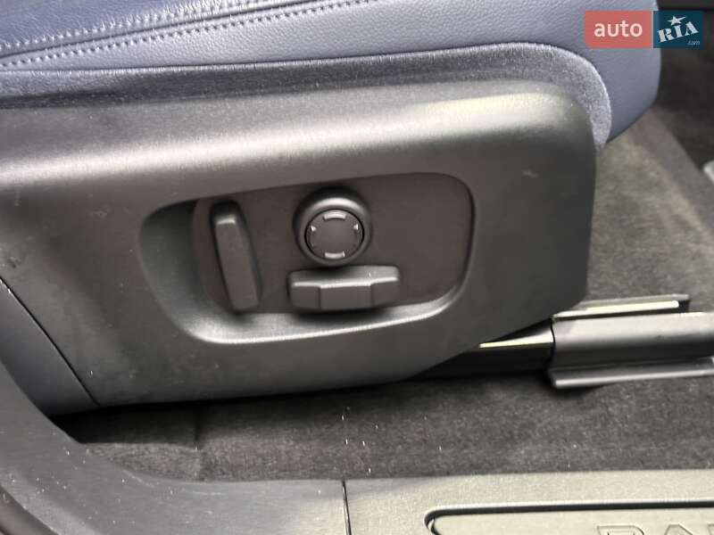 Позашляховик / Кросовер Land Rover Range Rover Evoque 2019 в Дніпрі