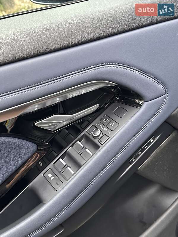 Позашляховик / Кросовер Land Rover Range Rover Evoque 2019 в Дніпрі