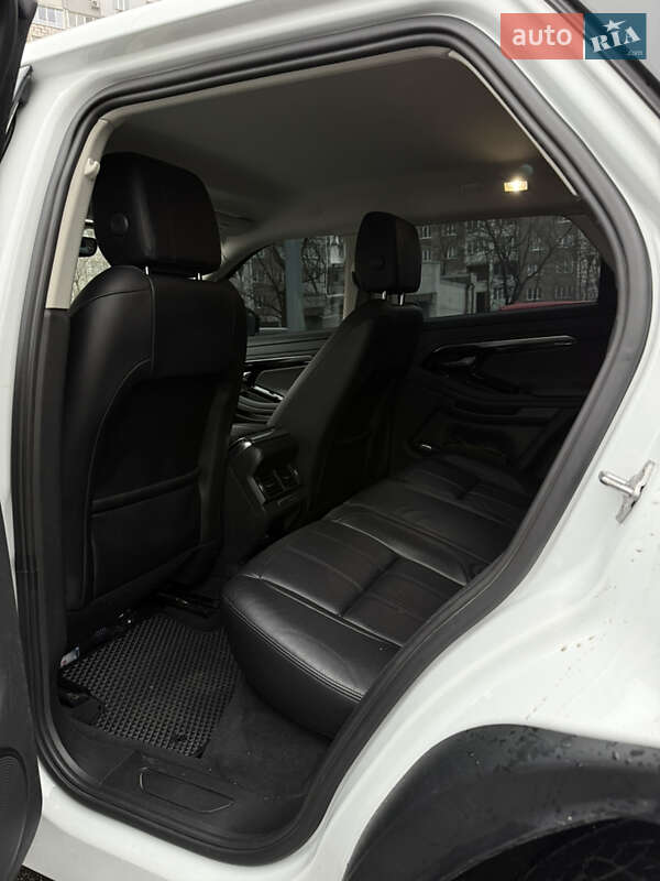 Позашляховик / Кросовер Land Rover Range Rover Evoque 2020 в Києві