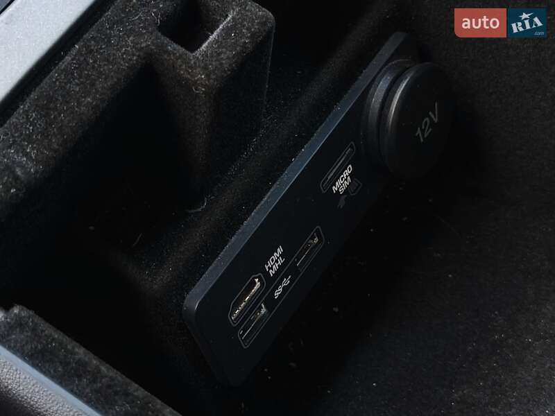 Внедорожник / Кроссовер Land Rover Range Rover Evoque 2018 в Днепре фото 32 Внедорожник / Кроссовер Land Rover Range Rover Evoque 2018 в Днепре