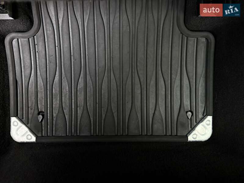 Внедорожник / Кроссовер Land Rover Range Rover Evoque 2021 в Одессе